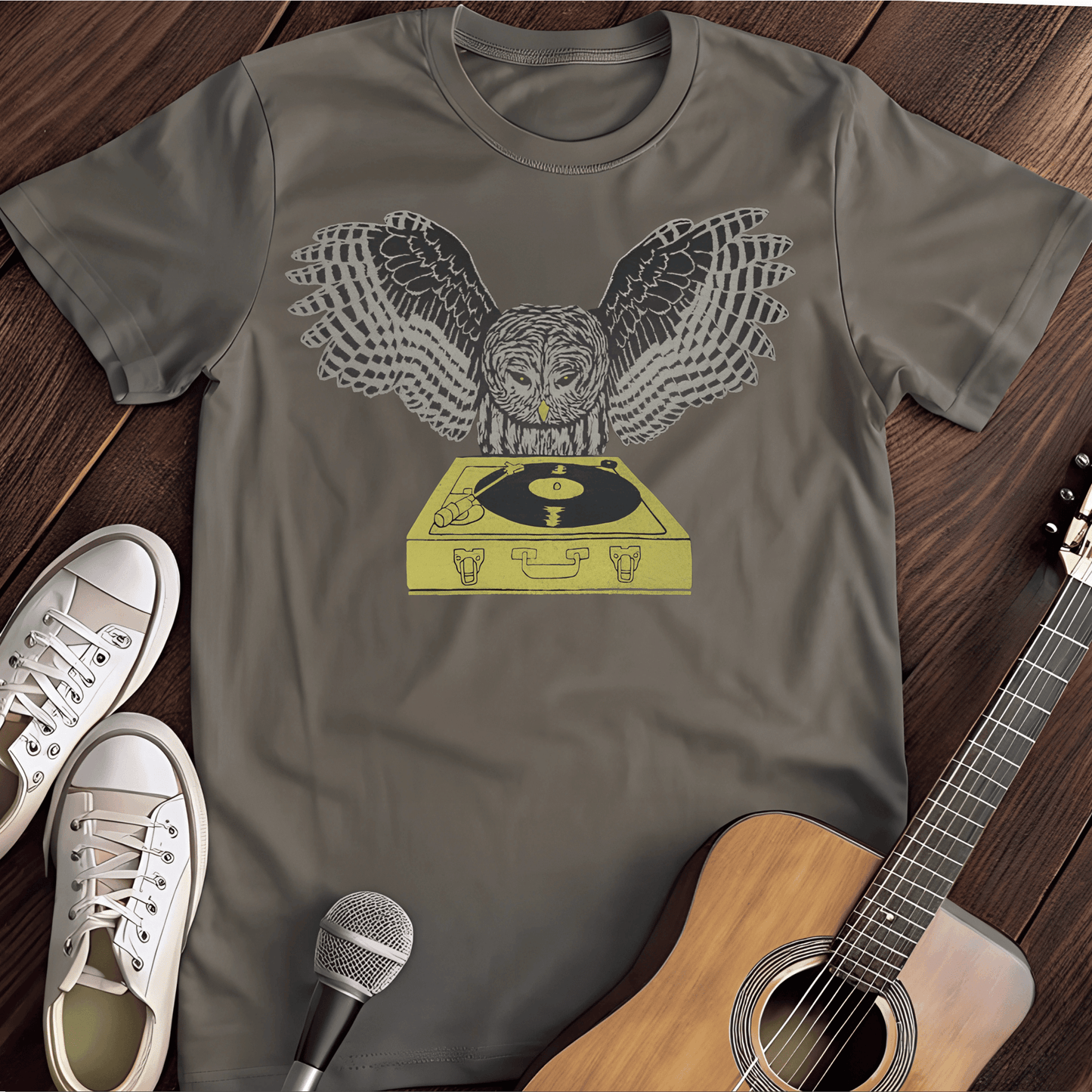 ⭐️⭐️⭐️⭐️⭐️ T-Shirt Charcoal / S Vinyl Owl T-Shirt