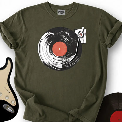 Printify T-Shirt Military Green / S Vinyl Wave T-Shirt