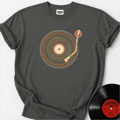 Printify T-Shirt Pepper / S Vinyl Dots Premium T-Shirt