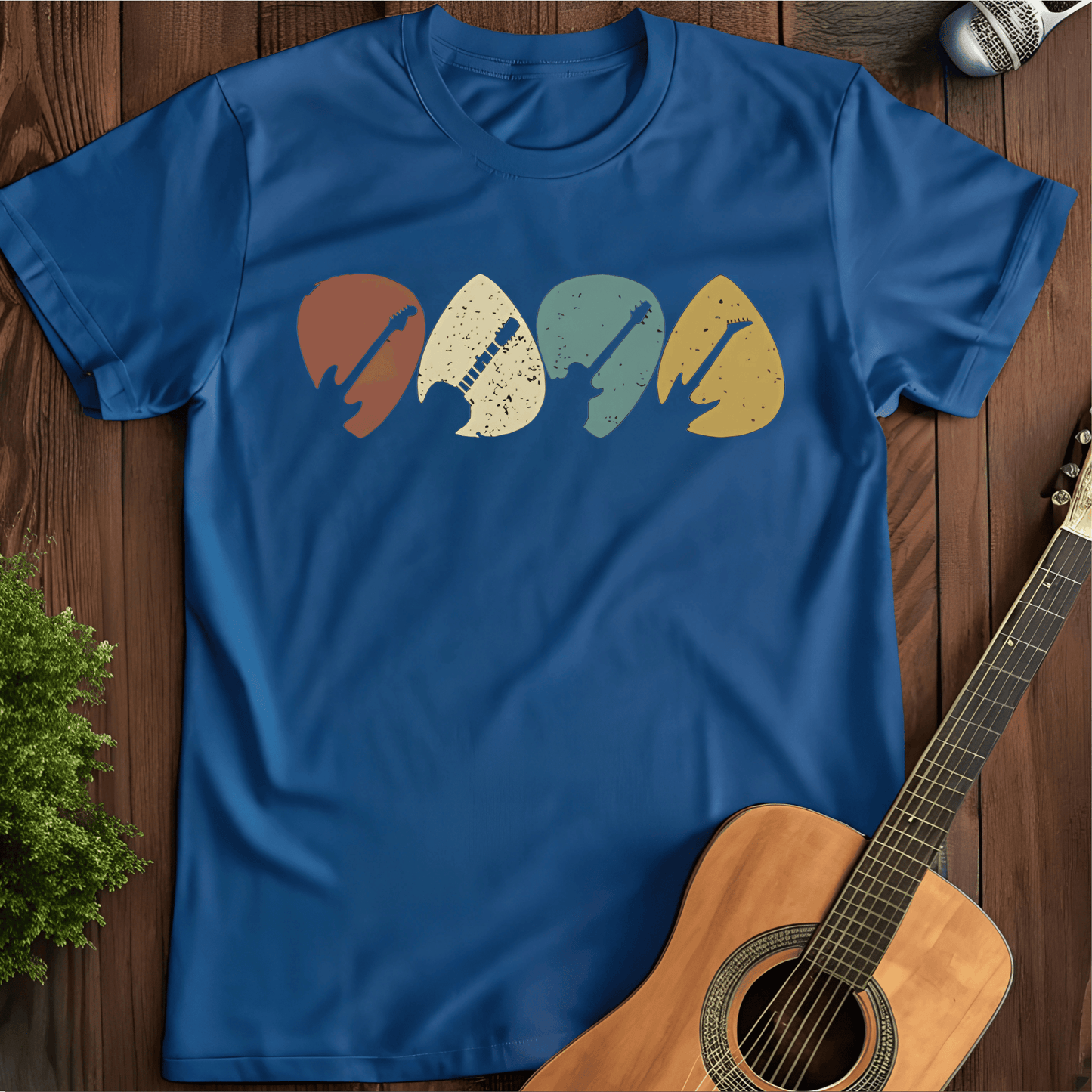 ⭐️⭐️⭐️⭐️⭐️ T-Shirt Royal / S Guitar Plectrum T-Shirt