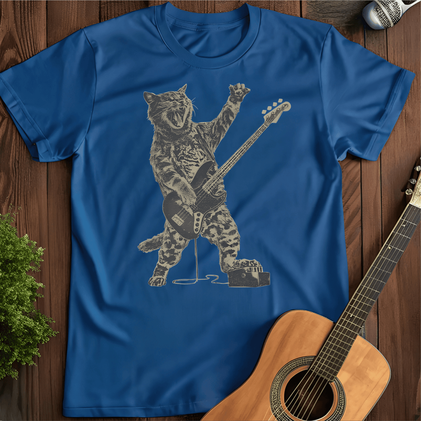 ⭐️⭐️⭐️⭐️⭐️ T-Shirt Royal / S Rocking Cat T-Shirt