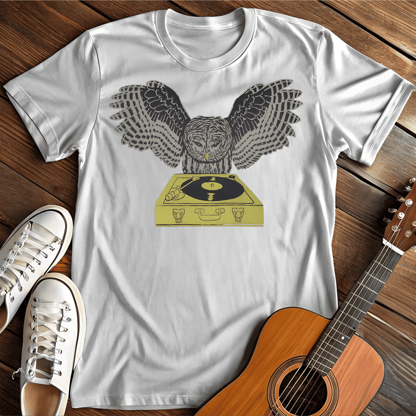 ⭐️⭐️⭐️⭐️⭐️ T-Shirt White / S Vinyl Owl T-Shirt